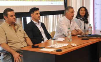 Ministro Mattos confirmó que no hay casos de HLB en sector comercial citrícola uruguayo Ministro Mattos confirmó que no hay casos de HLB en sector comercial citrícola uruguayo