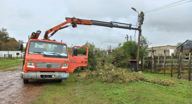 UTE informa sobre la situación de los servicios eléctricos afectados por el temporal