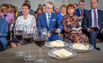 Los testigos de Jehová invitan a la comunidad a su evento más importante