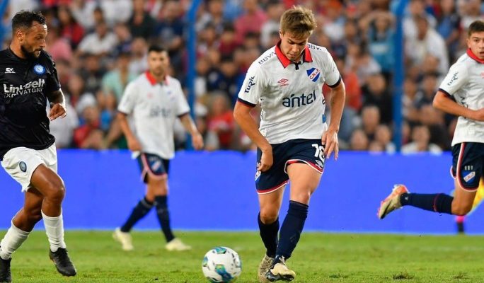 Apertura: Nacional hizo méritos y venció 1-0 a Cerro Largo en el Gran Parque Central