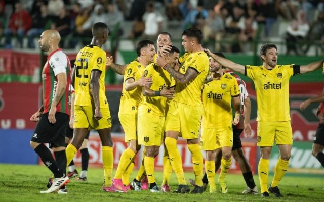 Apertura: Peñarol se impuso 2-1 de atrás en su visita a Deportivo Maldonado y es líder Apertura: Peñarol se impuso 2-1 de atrás en su visita a Deportivo Maldonado y es líder