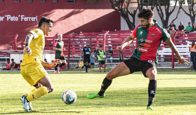 Apertura: Peñarol derrotó 3-1 a Boston River en Florida y sigue como líder invicto