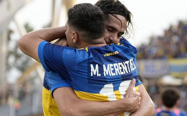 Argentina: Boca le ganó a River 3-2 de atrás con dos goles de Merentiel y uno de Cavani