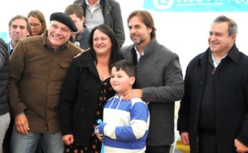 Lacalle Pou inauguró primera intervención de Mevir en la localidad de Chuy