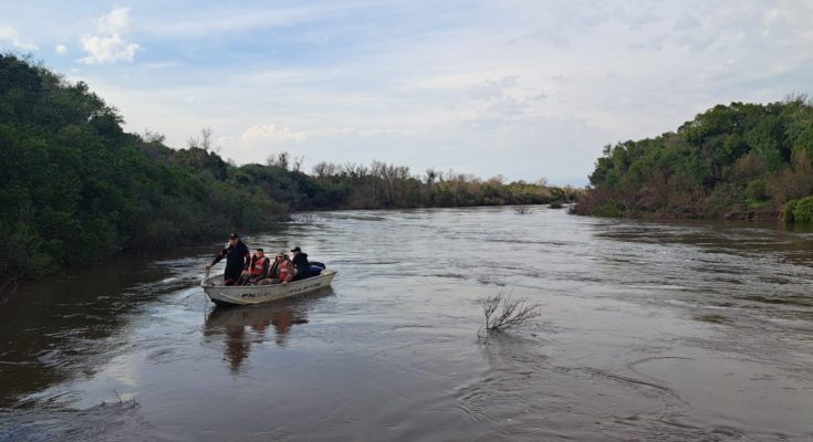 Búsqueda de persona desaparecida en el río Arapey