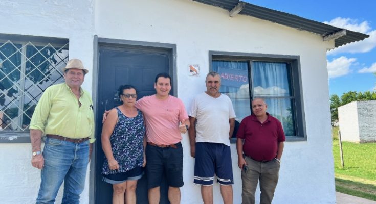 Autos eléctricos cargando en Colonia Lavalleja, ¿por que no? (Por José A. Cardozo – Candidato a Diputado / Lista 2000)