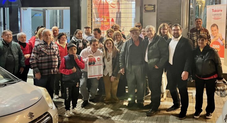 La Lista 2000 que conduce el Lic. José A. Cardozo inauguró su sede central en calle Larrañaga 67