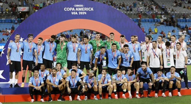 Copa América: Uruguay empató agónicamente ante Canadá, ganó en los penales y fue tercero