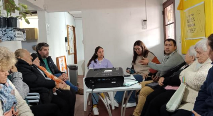 Brindan Taller Informativo sobre “Prevención de estafas y cuento del tío” en AJUPENSAL