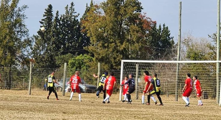 Resultados y posiciones de la Liga de Fútbol Súper Senior