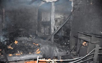 Incendio de gran magnitud en vivienda del barrio Quiroga: Rescatan a personas atrapadas