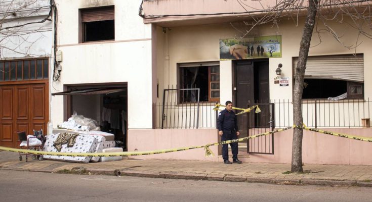 Diez personas mayores fallecieron en un incendio en un residencial en Treinta y Tres