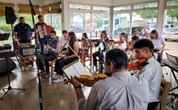 El Conservatorio Departamental de Música brindó un concierto el Espacio Diurno para Adultos Mayores