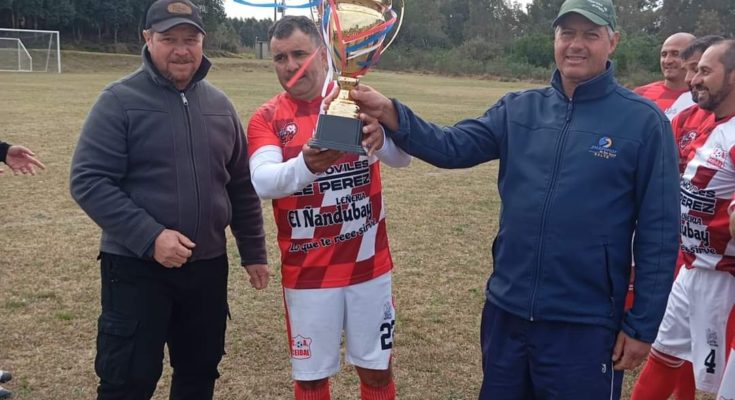 Ceibal B fue campeón de la Primera Rueda de la Divisional C de la Liga de Fútbol Súper Senior