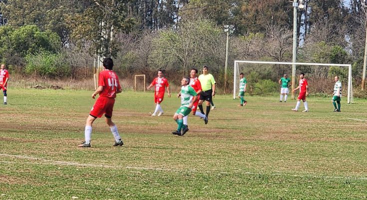 Resultados y posiciones de la Liga de Fútbol Súper Senior