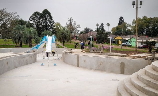 Etapa final de modernización de la Piscina de los Tres Toboganes en Termas del Arapey