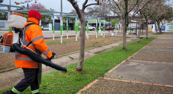 Intendente Lima y Mario Furtado destacan trabajos en la plaza de Salto Nuevo