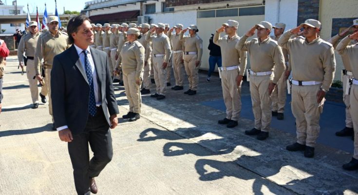 Lacalle Pou participó en la conmemoración del 70.° aniversario de Policía Caminera