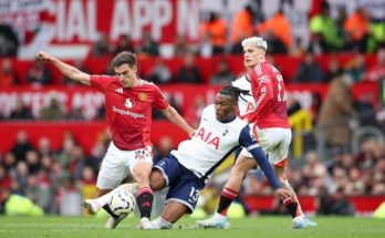 Van Basten criticó duramente a Ugarte por andar “caminando por la cancha” ante Tottenham