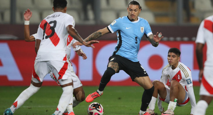 Eliminatorias: Uruguay, de floja actuación, cayó 1-0 ante Perú en Lima por la novena fecha