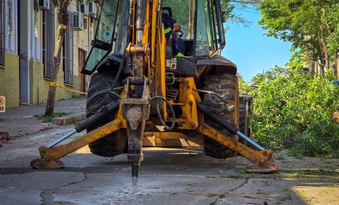 Andrés Lima: Obras y Servicios Públicos realizan mejoras en calle Julio Delgado