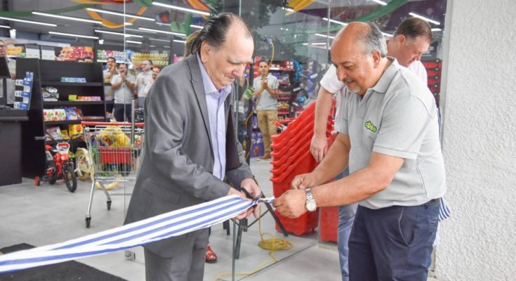 Inauguración de nueva sucursal de COSALCO en la avenida Manuel Oribe