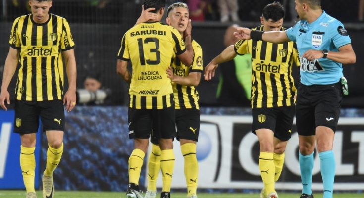 Clausura: Peñarol le ganó cómodo a Liverpool 2-0 en el CDS y lidera las dos tablas