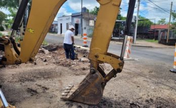 Intendente y Director de Obras informan avances en la construcción de un badén en Yatay y Artigas