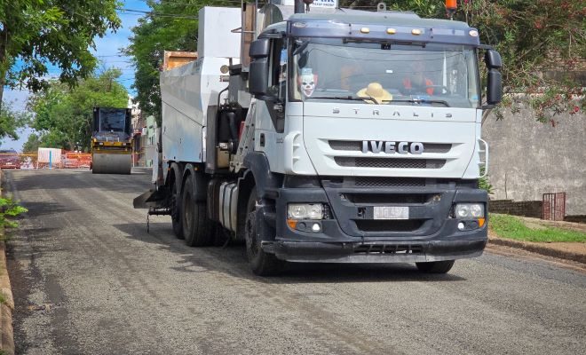 Lima anuncia avances en la recuperación de calle Rivera con la colocación de la piedra número 2