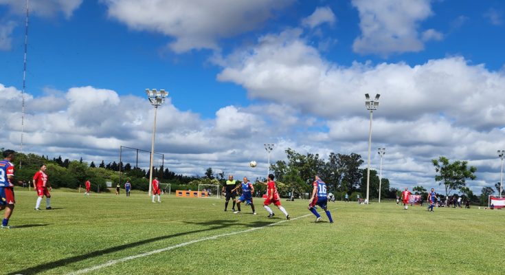 Liguilla Súper Senior: Ceibal perdió pero sigue líder a falta de una fecha