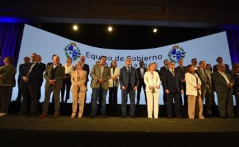 Uno por uno: ¿quiénes son los ministros y subsecretarios del gabinete de Yamandú Orsi?