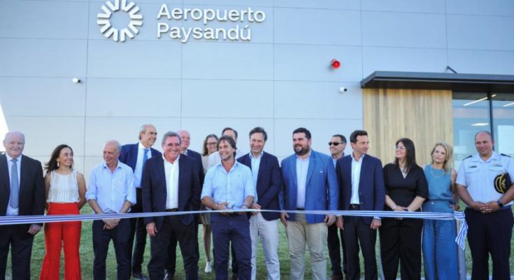 Lacalle Pou inauguró aeropuerto internacional de Paysandú