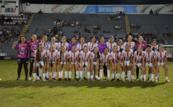 La selección femenina de fútbol se prepara para los octavos de final del Campeonato Nacional