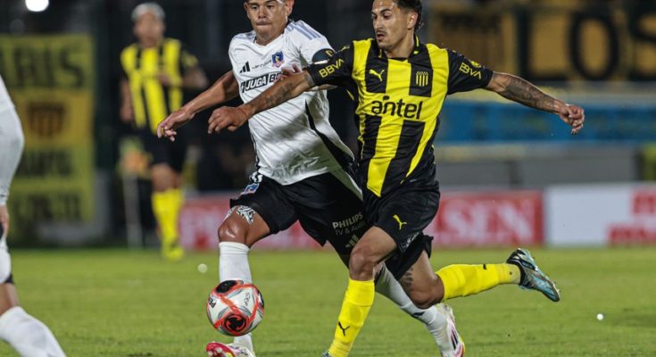 Serie Río de la Plata: Peñarol empató con Colo Colo 1-1 en Maldonado, en un duelo caliente