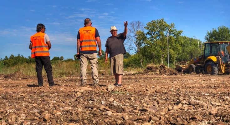 La Intendencia de Salto trabaja junto a Albion Fútbol Club para concretar su cancha propia