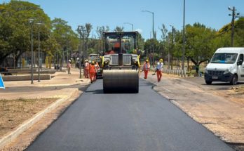 Intendente Lima: “Comenzó la colocación de carpeta asfáltica en Costanera Norte”