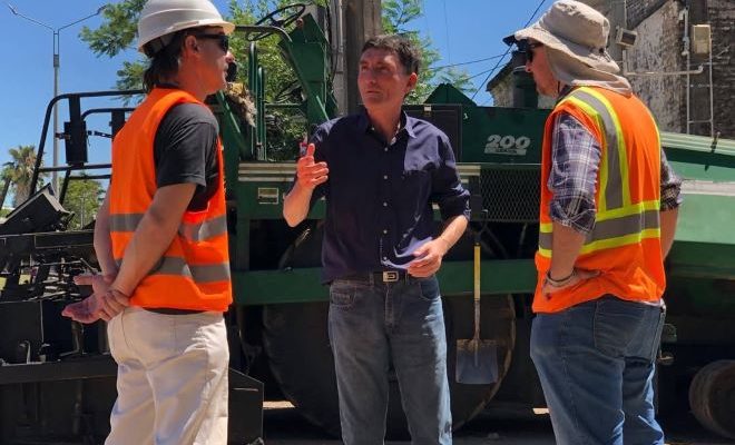 Diputado Lima y Director Gómez visitaron obras en barrio Artigas