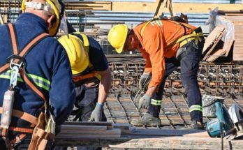 Reducción de la jornada laboral genera polémica: no se puede medir productividad y generará aumentos de costos