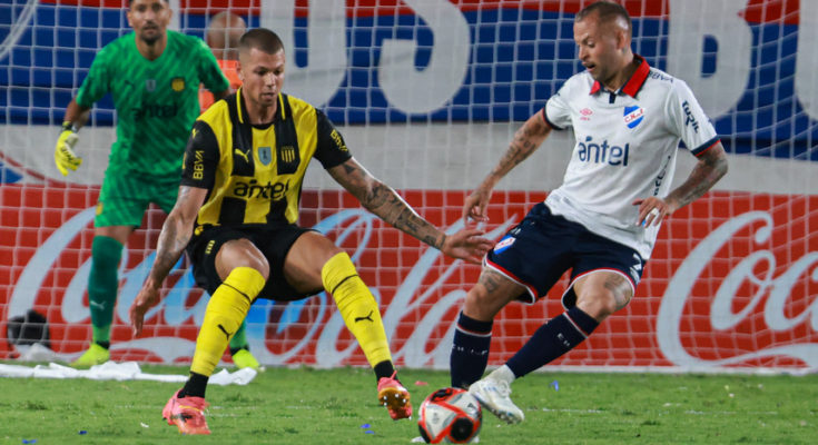 Apertura: Nacional y Peñarol empataron 1-1 en el Gran Parque Central por la fecha 2