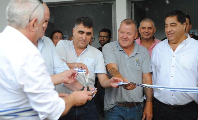 Inauguración de vestuarios y baños en la Tribuna Irazoqui del Estadio Ernesto Dickinson