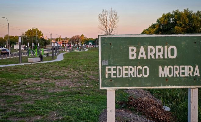 Intendente Lima presentó obras de remodelación urbana en barrio Federico Moreira junto a vecinos y autoridades