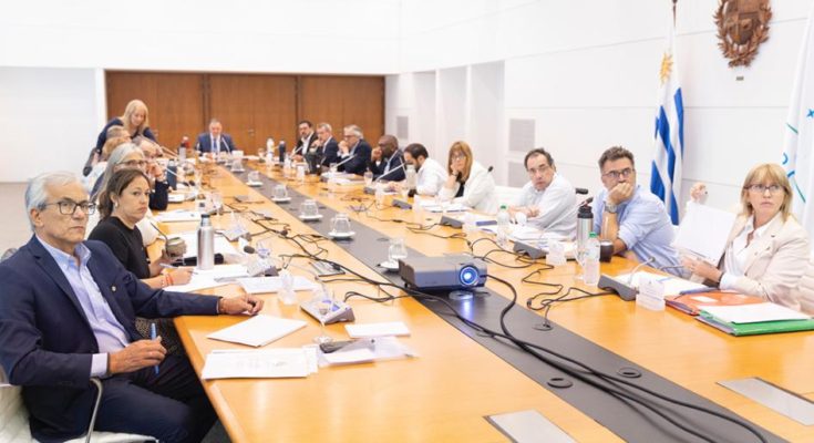 Presidente Yamandú Orsi encabezó el Consejo de Ministros