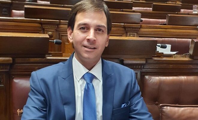 Pablo Constenla asumió como diputado por Salto y apuesta a un fuerte trabajo por el departamento