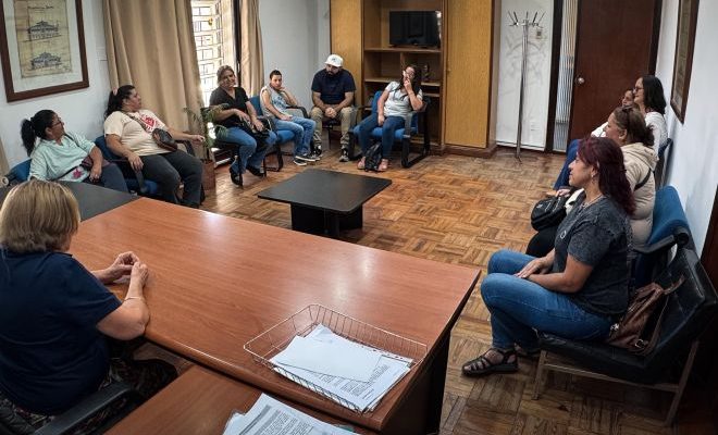 Intendenta de Salto se reúne con cooperativa que impulsa una guardería para personas mayores