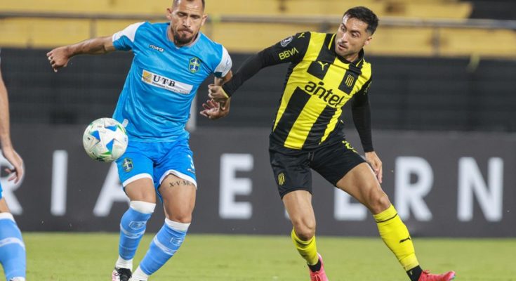 Libertadores: Peñarol venció a San Antonio Bulo Bulo 2-0 en el Campeón del Siglo