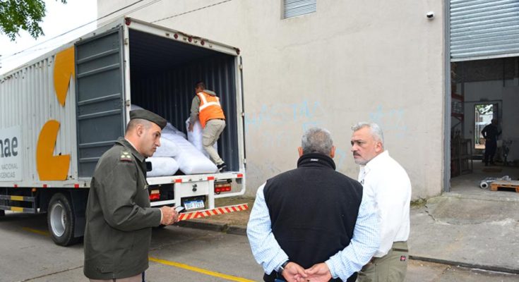 Sinae entregó productos de asistencia humanitaria a familias afectadas por temporal en Canelones