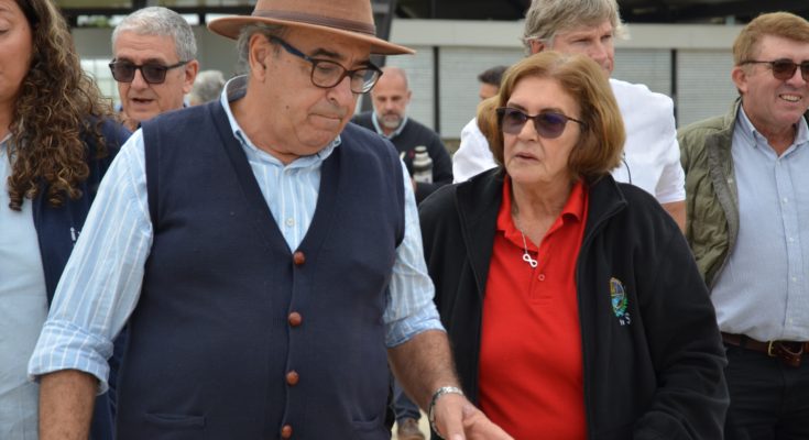El ministro Alfredo Fratti fue recibido por autoridades departamentales en la Central Hortícola del Norte