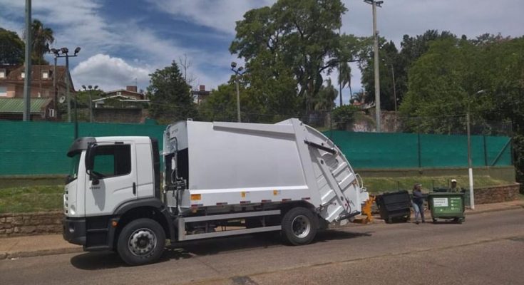 La Intendencia de Salto fortalece el sistema de recolección con nuevos contenedores y papeleras