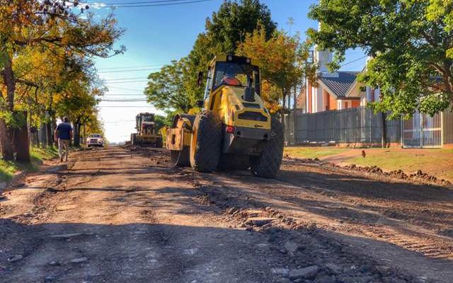 Intendencia de Salto trabaja en la cementación de Orestes Lanza para la colocación de bitumen