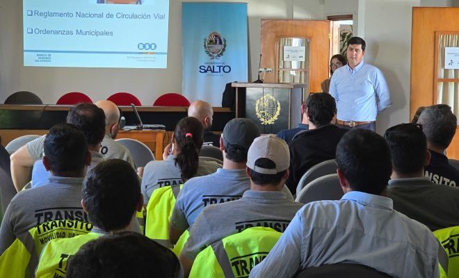 Capacitación en seguridad vial para funcionarios de tránsito en el marco del Mayo Amarillo